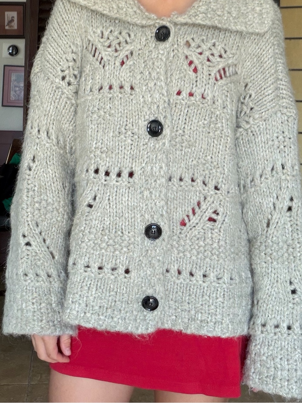 Cozy Chunky Knit Button-Front Sweater Cardigan - Cream silver grey color - Picture 8 of 9